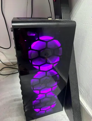 Gaming Desktop - i7 6th Gen - 1080 Ti 11GB - 32GB DDR4 - 256SSD - 500HDD