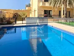 Massive 9BR Villa | All Ensuite | Private Pool & Landscaped Garden I Prestigious Style