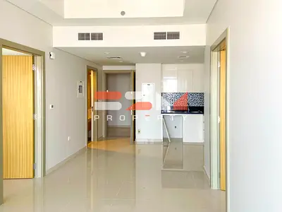 High Floor | 2 Bedroom | Tenanted