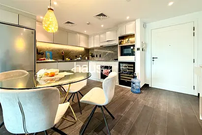 Vacant on Transfer | Upgraded | Corner Apartment
