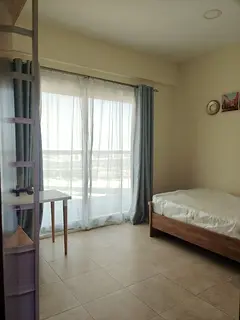 Room in jlt комната в jlt