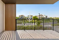 Internal | Single Row | Large Corner Plot
