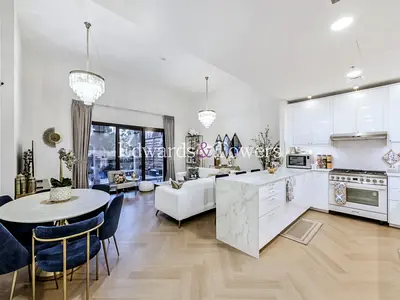 Exclusive | High Ceilings | Large Terrace