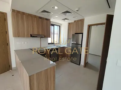 Single Row l Ready To Move l Modern Living