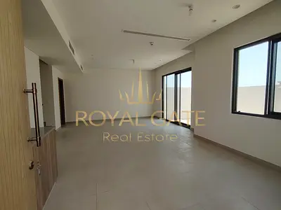 Single Row l Ready To Move l Modern Living