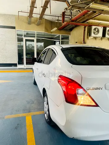 Nissan Sunny SV 2014 GCC Specs