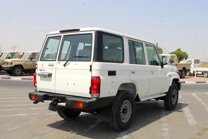 صورة 4 لـ 2026 Toyota LAND CRUISER 70 SERIES