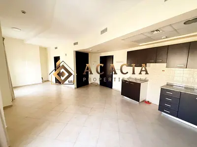 Studio Apt I Well Maintained I Available from Dec