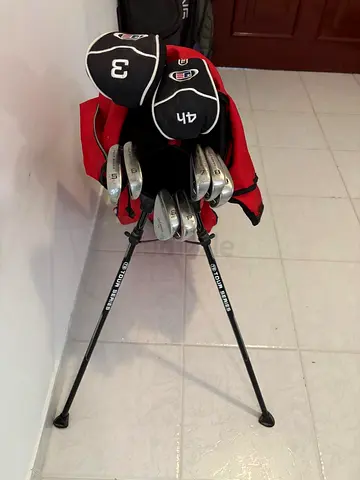 US Kids Club Golf Set 57” to 60” including bag - LEFT handed. Good condition.