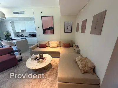 FULLY UPGRADED | VACANT ON TRANSFER | MID FLOOR
