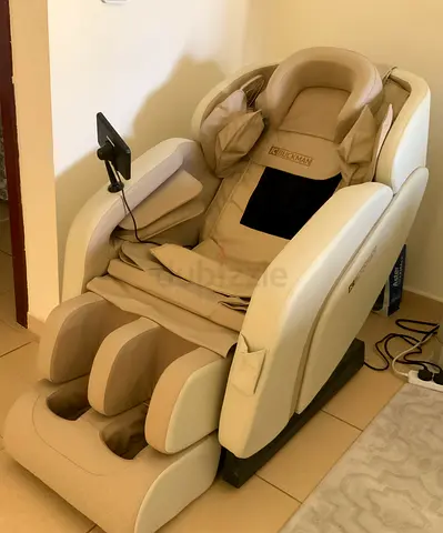 Hardly used full-body electric massage chair - beige