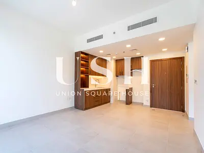 Spacious 1BR | Modern Layout | Prime Location