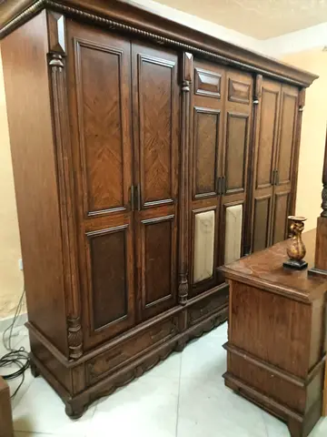 Cupboard 200dhs