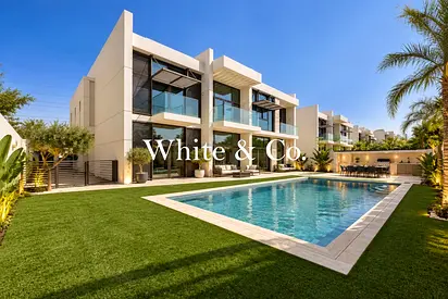 Brand New | On Lagoon | 6 bedrooms Villa