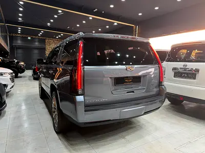 2018 Cadillac ESCALADE 缩略图 7