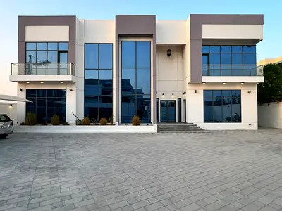 5BR Villa | 13,681 Sqft Plot | Prime Location | Near Repton