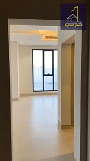 Luxury Villa for Annual Rent in Al Tai East A spacious villa in a prime, service-oriented location,
