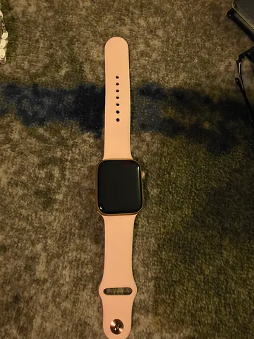 Apple Watch (Pink Sport Band) - Good Working Condition