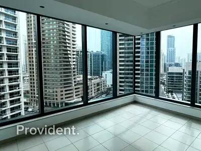 Bright Corner Unit | Unfurnished | Marina View