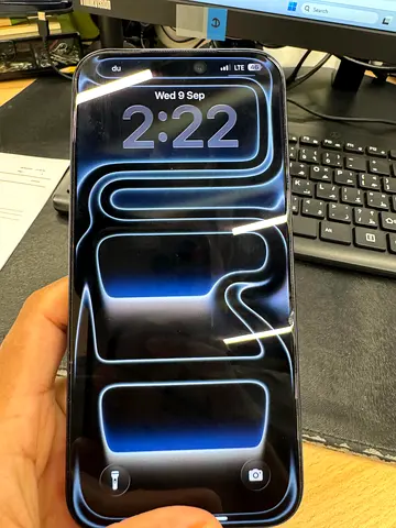 iPhone 17 pro max with 100% Battery Health — Well Maintained