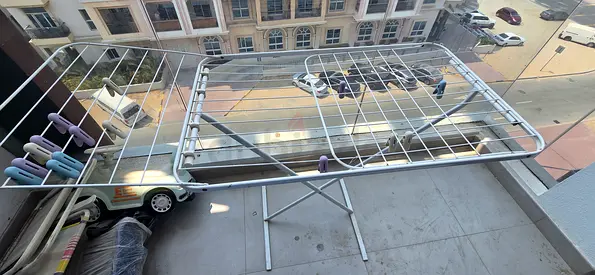 Foldable Indoor/Outdoor Clothes Drying Rack - Good Condition