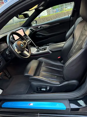 صورة 10 لـ 2023 BMW 8-SERIES