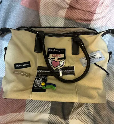 Hand bag