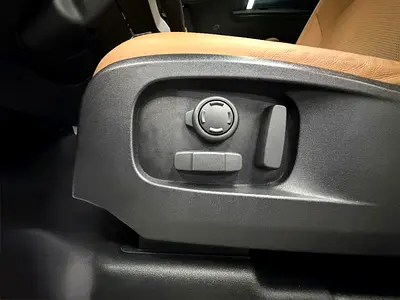2023 LAND Rover DEFENDER 缩略图 10