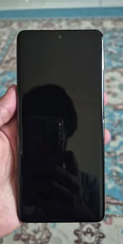 Used Samsung Galaxy S21ultra smartphone in good condition - black