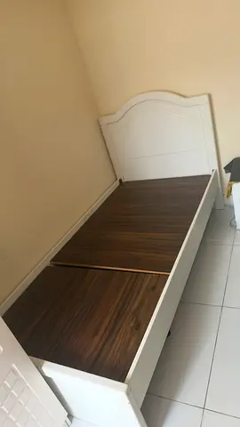 Single white wooden bed frame with headboard - good condition new mattress