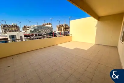 Large Terrace | Boulevard View | Vacant