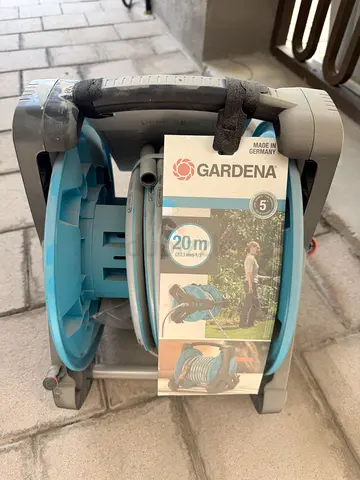 Gardena 20m Garden Hose Reel - Brand new, never been used, with all attachments