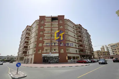 1 Bedroom Hall Apartment in Al Raffa with Pool Gym Family Building