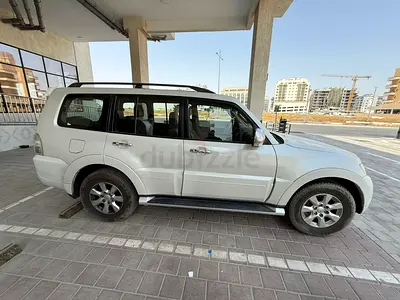 Mitsubishi Pajero 2016 GLS GCC Specs