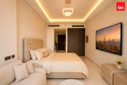 Pool View | Furnished | Flexible Checks Option