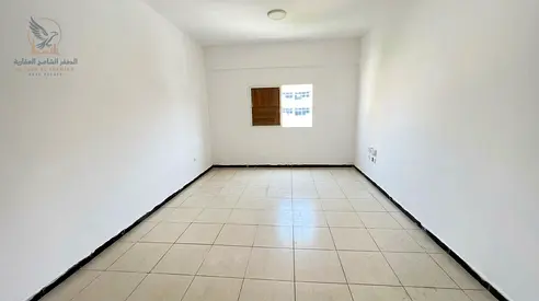 Spacious Studio for Annual Rent with Built In Wardrobes in Al Rashidiya 3 Old Traffic Street Near A