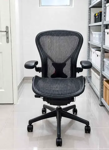 Herman Miller Aeron size B fully loaded