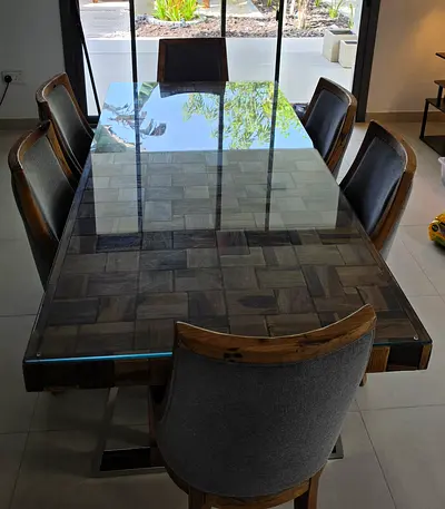 Dinning table
