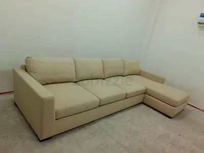 Premium quality expensive quality made in USA Bernhardt interior Four seater sofa