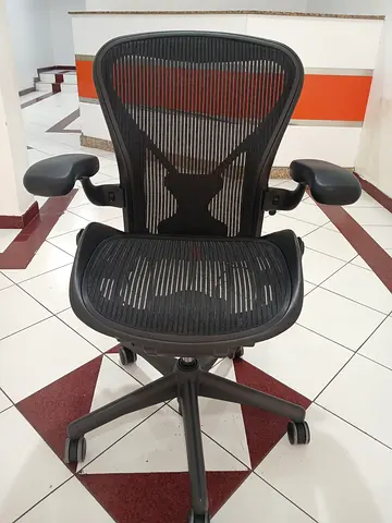 For selling Herman Miller Aeron classic chair type B and C Fully Loaded