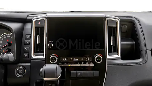 صورة 11 لـ 2026 Toyota GRANVIA