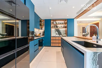 Renovated 3E Villa | Single Row | Prime Location