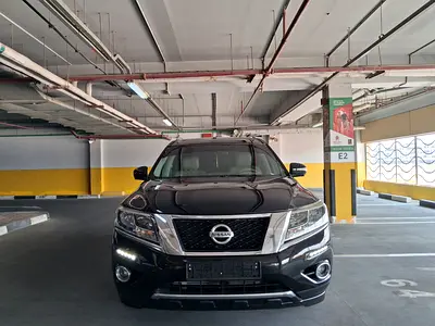 Well Maintained 2016 Nissan Pathfinder SL - GCC Specs - Family SUV