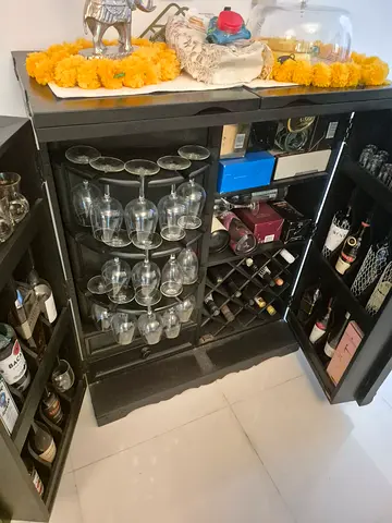 Modern Black Wooden Home Bar Cabinet and Wine Rack