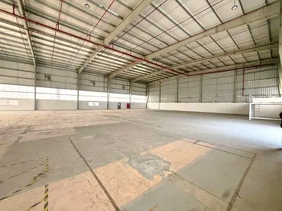 Warehouse available for rent in DIC - 983,000/- 15121 SQFT