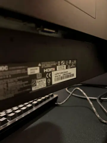 Gaming monitor aoc 24g2144 hz ips ( no dead pixels very good condition)