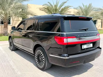 صورة 7 لـ 2019 Lincoln NAVIGATOR