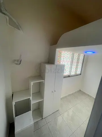 Partition Room Available Near AL Gubaiba metro station Exit -1