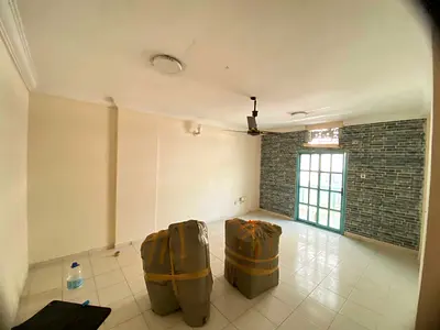 2BHK APARTMENT SEPARATE HALL BALCONY IN JUST 33K NEAR AL AMAL SCHOOL