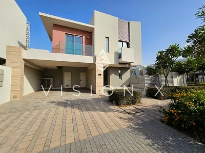 Community Focused | New Villa | Parks & Play Areas
